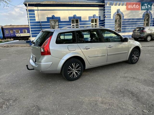 Сірий Рено Меган, об'ємом двигуна 1.6 л та пробігом 200 тис. км за 6300 $, фото 7 на Automoto.ua