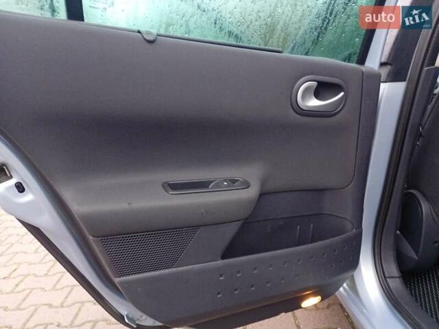 Сірий Рено Меган, об'ємом двигуна 1.6 л та пробігом 342 тис. км за 5500 $, фото 34 на Automoto.ua