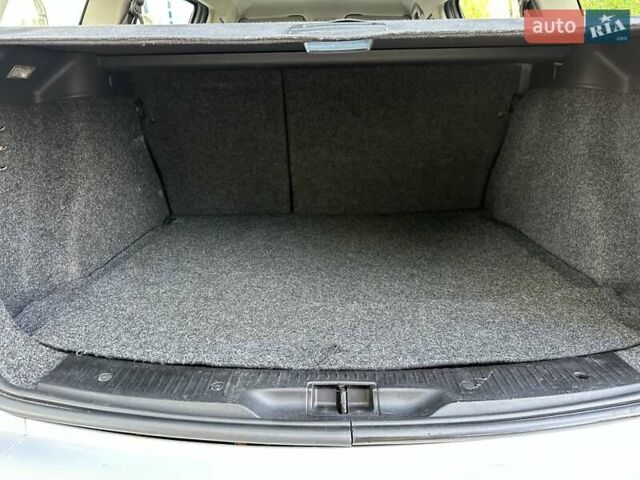 Сірий Рено Меган, об'ємом двигуна 1.6 л та пробігом 200 тис. км за 6300 $, фото 18 на Automoto.ua