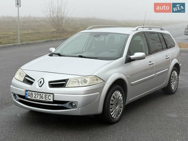 Серый Рено Меган, объемом двигателя 1.6 л и пробегом 213 тыс. км за 5100 $, фото 5 на Automoto.ua
