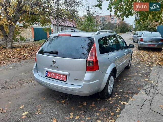 Серый Рено Меган, объемом двигателя 1.6 л и пробегом 224 тыс. км за 5850 $, фото 46 на Automoto.ua