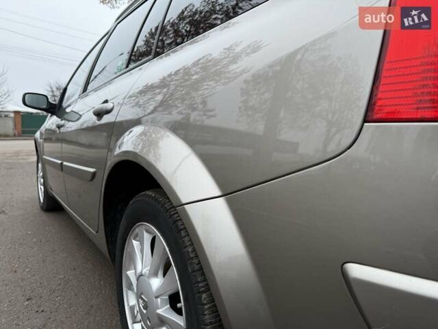 Сірий Рено Меган, об'ємом двигуна 1.6 л та пробігом 213 тис. км за 5890 $, фото 8 на Automoto.ua