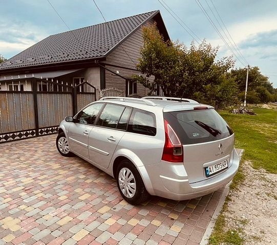 Серый Рено Меган, объемом двигателя 1.46 л и пробегом 280 тыс. км за 5150 $, фото 3 на Automoto.ua