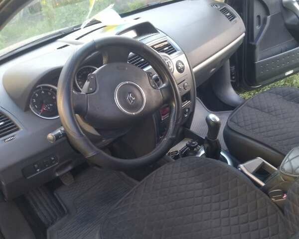 Сірий Рено Меган, об'ємом двигуна 1.6 л та пробігом 335 тис. км за 5850 $, фото 4 на Automoto.ua