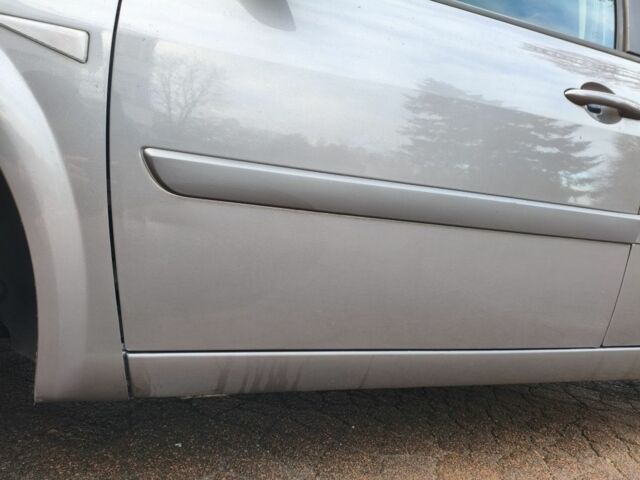 Серый Рено Меган, объемом двигателя 1.6 л и пробегом 185 тыс. км за 5600 $, фото 15 на Automoto.ua