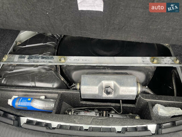 Сірий Рено Меган, об'ємом двигуна 1.6 л та пробігом 171 тис. км за 5999 $, фото 25 на Automoto.ua