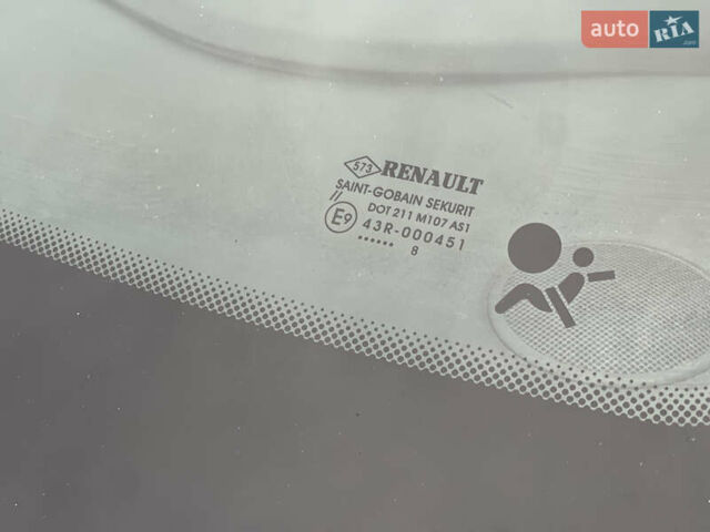 Сірий Рено Меган, об'ємом двигуна 1.6 л та пробігом 171 тис. км за 5999 $, фото 13 на Automoto.ua