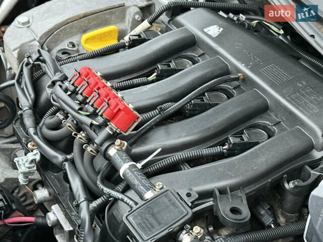 Серый Рено Меган, объемом двигателя 1.6 л и пробегом 213 тыс. км за 5100 $, фото 50 на Automoto.ua