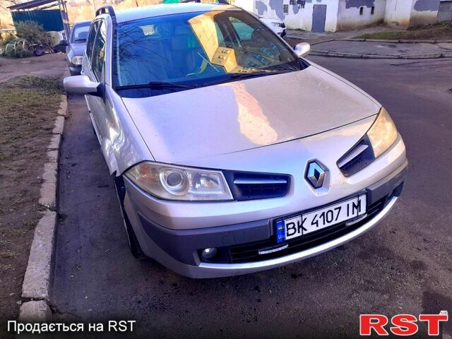 Серый Рено Меган, объемом двигателя 1.5 л и пробегом 0 тыс. км за 4400 $, фото 5 на Automoto.ua