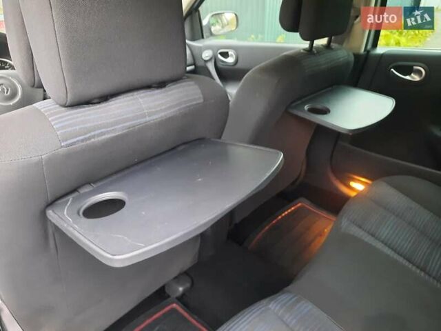 Серый Рено Меган, объемом двигателя 1.6 л и пробегом 224 тыс. км за 5850 $, фото 73 на Automoto.ua