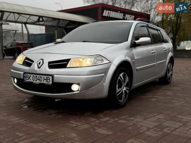 Сірий Рено Меган, об'ємом двигуна 1.6 л та пробігом 250 тис. км за 5200 $, фото 2 на Automoto.ua