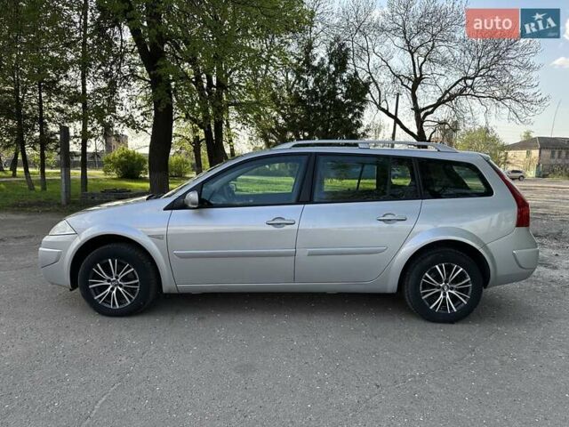 Сірий Рено Меган, об'ємом двигуна 1.6 л та пробігом 200 тис. км за 6300 $, фото 1 на Automoto.ua