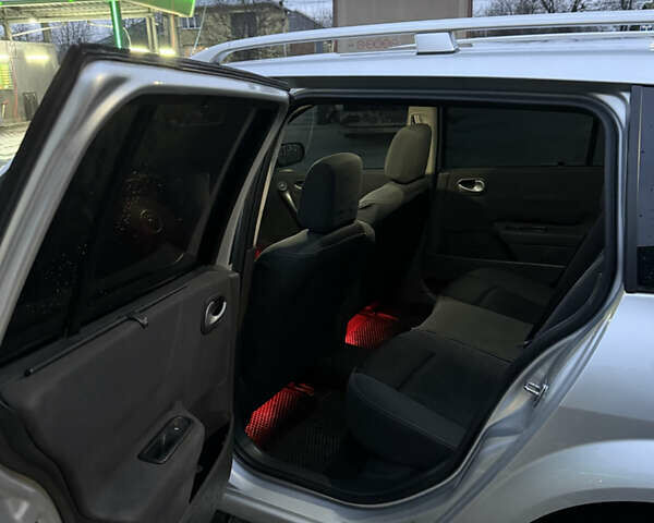 Серый Рено Меган, объемом двигателя 1.5 л и пробегом 385 тыс. км за 5600 $, фото 9 на Automoto.ua