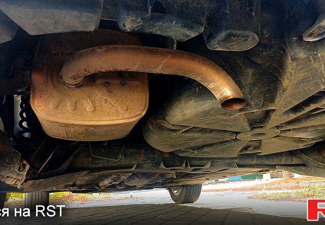 Серый Рено Меган, объемом двигателя 1.6 л и пробегом 168 тыс. км за 5500 $, фото 7 на Automoto.ua