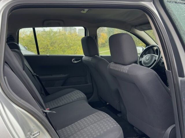 Серый Рено Меган, объемом двигателя 1.5 л и пробегом 250 тыс. км за 2600 $, фото 6 на Automoto.ua