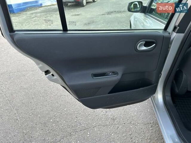 Сірий Рено Меган, об'ємом двигуна 1.6 л та пробігом 200 тис. км за 6300 $, фото 16 на Automoto.ua