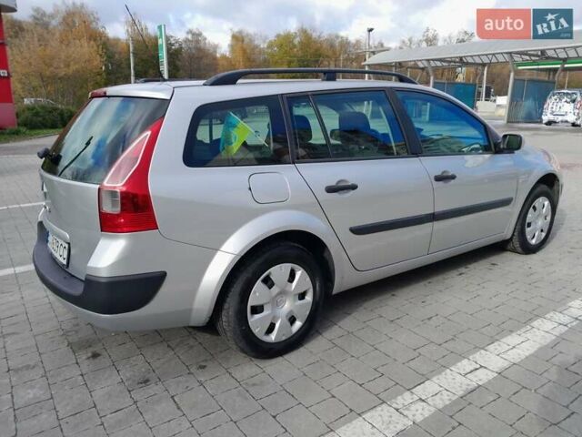 Серый Рено Меган, объемом двигателя 1.6 л и пробегом 165 тыс. км за 5800 $, фото 14 на Automoto.ua