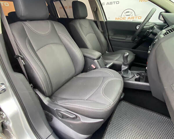 Серый Рено Меган, объемом двигателя 1.6 л и пробегом 250 тыс. км за 5250 $, фото 16 на Automoto.ua