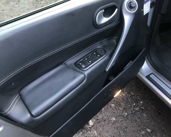 Серый Рено Меган, объемом двигателя 2 л и пробегом 205 тыс. км за 6500 $, фото 11 на Automoto.ua