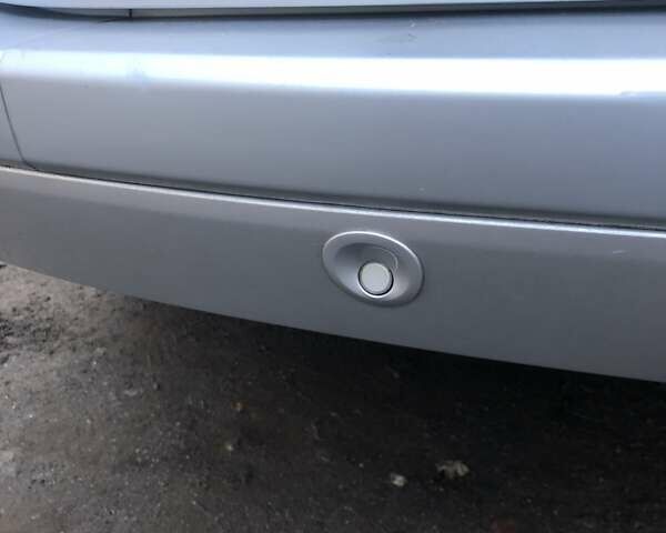 Серый Рено Меган, объемом двигателя 2 л и пробегом 205 тыс. км за 6500 $, фото 19 на Automoto.ua