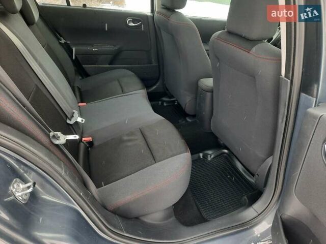 Сірий Рено Меган, об'ємом двигуна 1.6 л та пробігом 183 тис. км за 5800 $, фото 58 на Automoto.ua