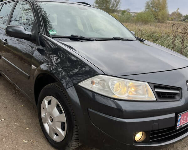 Серый Рено Меган, объемом двигателя 1.6 л и пробегом 217 тыс. км за 5350 $, фото 12 на Automoto.ua