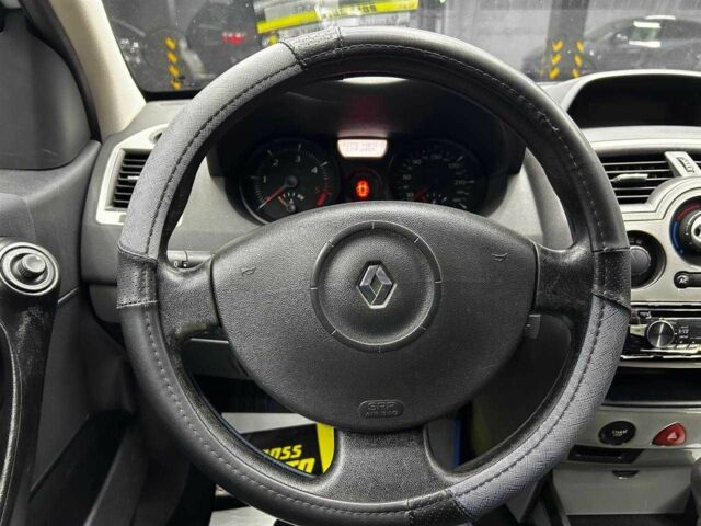 Серый Рено Меган, объемом двигателя 1.9 л и пробегом 224 тыс. км за 7000 $, фото 8 на Automoto.ua