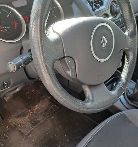 Серый Рено Меган, объемом двигателя 1.5 л и пробегом 240 тыс. км за 6100 $, фото 18 на Automoto.ua