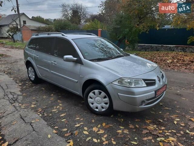 Серый Рено Меган, объемом двигателя 1.6 л и пробегом 224 тыс. км за 5850 $, фото 25 на Automoto.ua