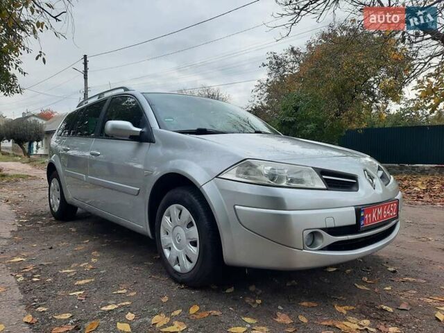 Серый Рено Меган, объемом двигателя 1.6 л и пробегом 224 тыс. км за 5850 $, фото 45 на Automoto.ua