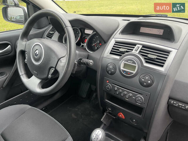 Сірий Рено Меган, об'ємом двигуна 1.6 л та пробігом 171 тис. км за 5999 $, фото 37 на Automoto.ua