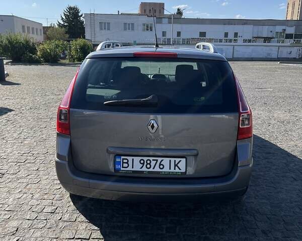 Сірий Рено Меган, об'ємом двигуна 1.6 л та пробігом 170 тис. км за 6500 $, фото 7 на Automoto.ua