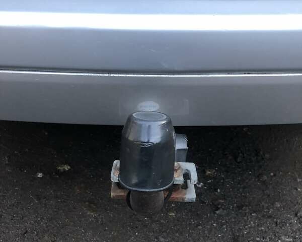 Серый Рено Меган, объемом двигателя 2 л и пробегом 205 тыс. км за 6500 $, фото 18 на Automoto.ua