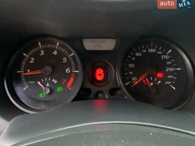 Серый Рено Меган, объемом двигателя 1.6 л и пробегом 250 тыс. км за 5500 $, фото 21 на Automoto.ua