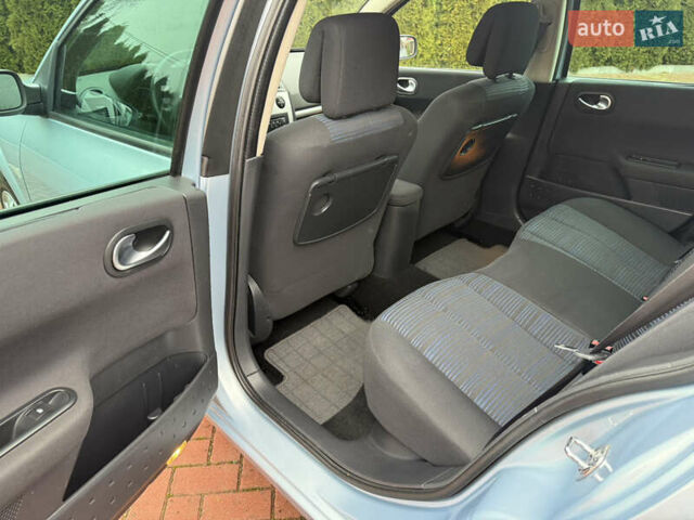 Сірий Рено Меган, об'ємом двигуна 1.6 л та пробігом 143 тис. км за 5700 $, фото 26 на Automoto.ua