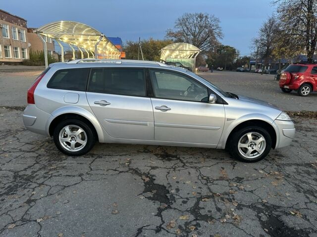 Сірий Рено Меган, об'ємом двигуна 1.6 л та пробігом 161 тис. км за 5250 $, фото 3 на Automoto.ua