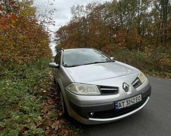 Серый Рено Меган, объемом двигателя 1.5 л и пробегом 305 тыс. км за 4200 $, фото 14 на Automoto.ua