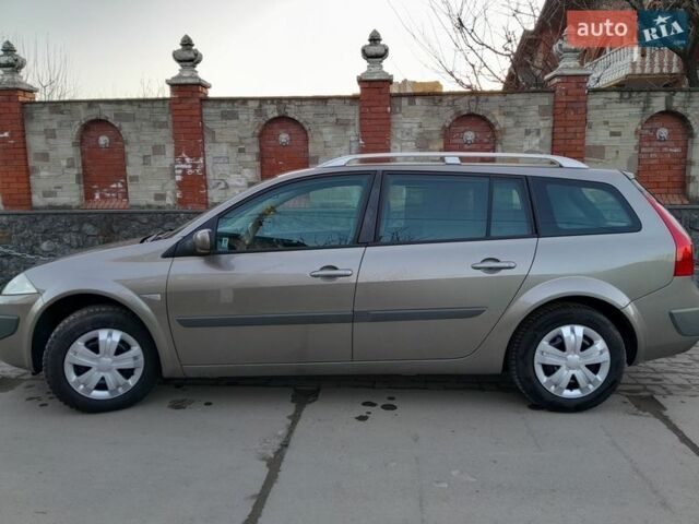 Сірий Рено Меган, об'ємом двигуна 1.6 л та пробігом 245 тис. км за 5595 $, фото 2 на Automoto.ua