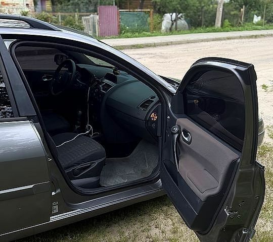 Сірий Рено Меган, об'ємом двигуна 1.9 л та пробігом 345 тис. км за 6200 $, фото 10 на Automoto.ua