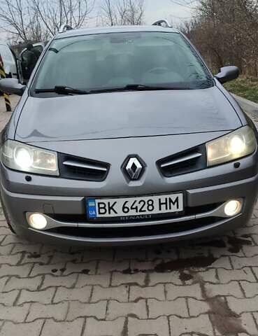 Сірий Рено Меган, об'ємом двигуна 1.6 л та пробігом 268 тис. км за 5700 $, фото 4 на Automoto.ua
