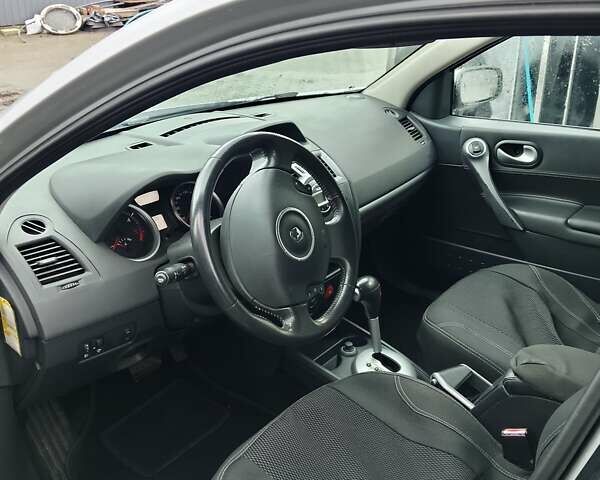 Сірий Рено Меган, об'ємом двигуна 1.87 л та пробігом 257 тис. км за 5200 $, фото 3 на Automoto.ua