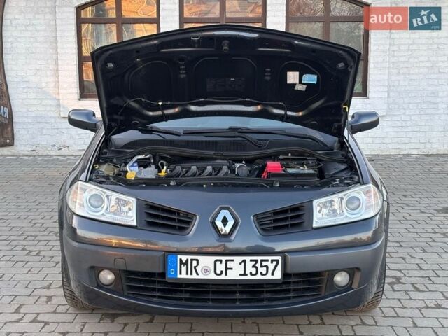 Сірий Рено Меган, об'ємом двигуна 1.6 л та пробігом 161 тис. км за 5699 $, фото 34 на Automoto.ua