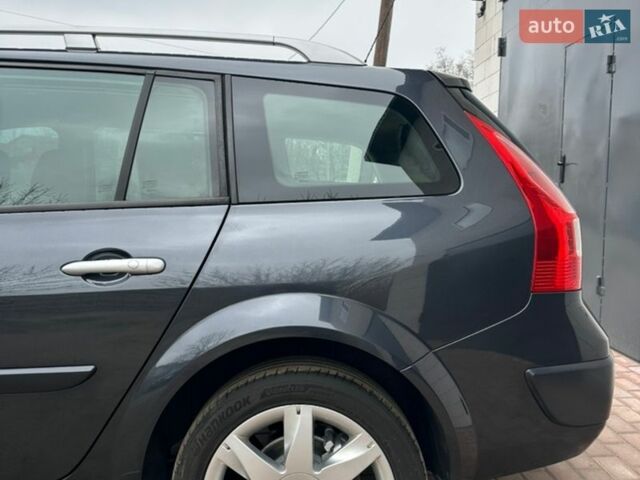 Серый Рено Меган, объемом двигателя 1.6 л и пробегом 170 тыс. км за 5999 $, фото 41 на Automoto.ua