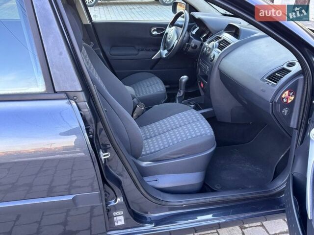 Серый Рено Меган, объемом двигателя 1.6 л и пробегом 161 тыс. км за 5550 $, фото 65 на Automoto.ua