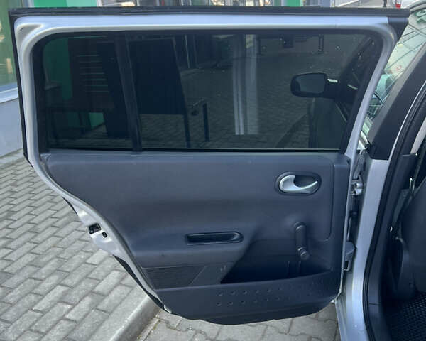 Серый Рено Меган, объемом двигателя 1.5 л и пробегом 250 тыс. км за 6700 $, фото 24 на Automoto.ua