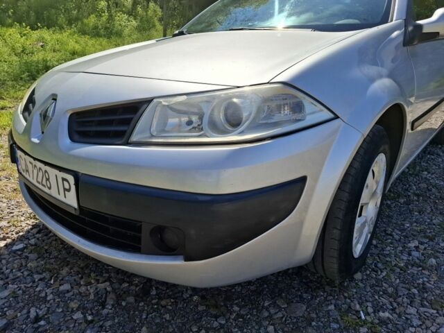 Сірий Рено Меган, об'ємом двигуна 1.6 л та пробігом 266 тис. км за 5200 $, фото 4 на Automoto.ua