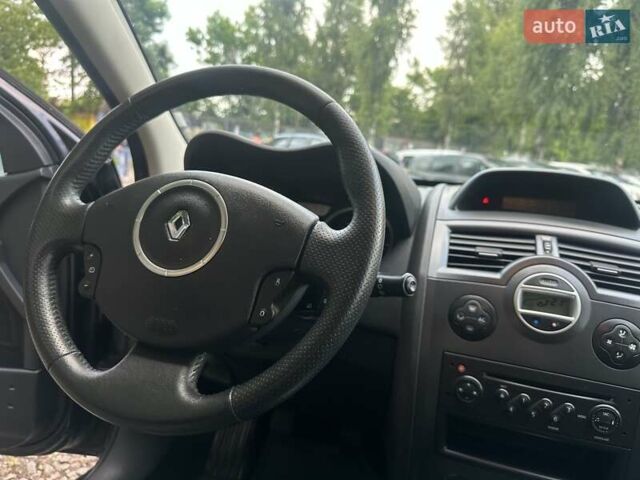 Серый Рено Меган, объемом двигателя 1.6 л и пробегом 193 тыс. км за 5999 $, фото 15 на Automoto.ua