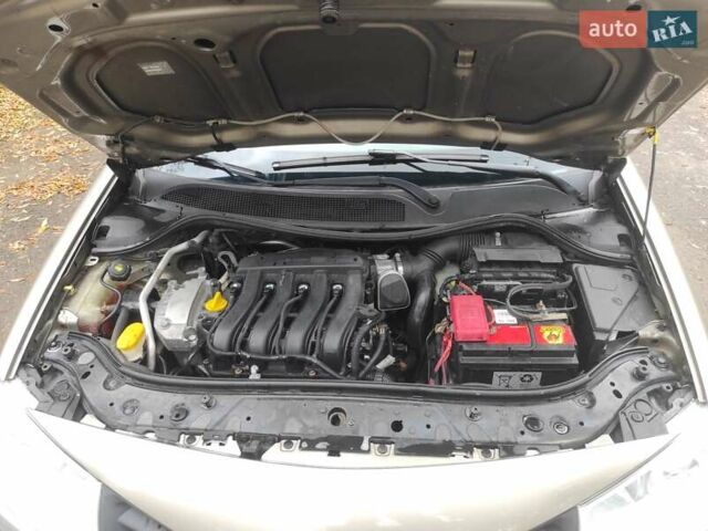 Сірий Рено Меган, об'ємом двигуна 1.6 л та пробігом 213 тис. км за 5990 $, фото 17 на Automoto.ua