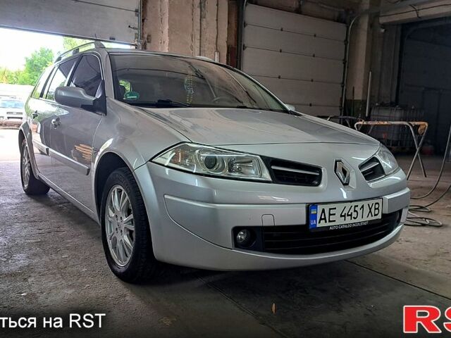 Сірий Рено Меган, об'ємом двигуна 1.5 л та пробігом 240 тис. км за 6100 $, фото 2 на Automoto.ua