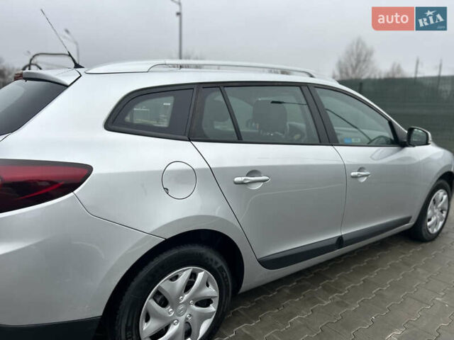 Сірий Рено Меган, об'ємом двигуна 1.6 л та пробігом 172 тис. км за 7450 $, фото 23 на Automoto.ua